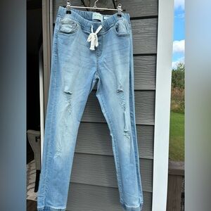 Light Blue Distressed Women's Jeans